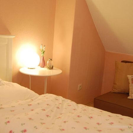 Hofgassl Zentgraf Bed & Breakfast Moerbisch Am See Exterior photo
