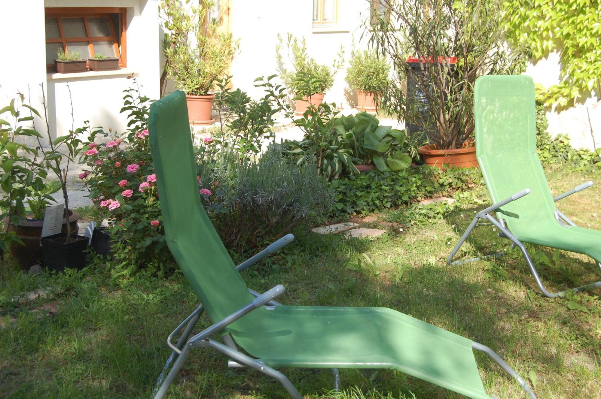 Hofgassl Zentgraf Bed & Breakfast Moerbisch Am See Exterior photo